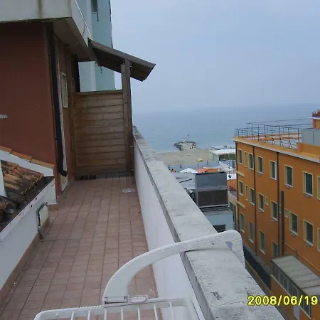 Cinzia מיסאנו אדריאטיקו